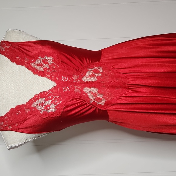 Vintage Miss Elaine red lace cut-out silky Fantasy  babydoll maxi slip dress - Picture 2 of 12